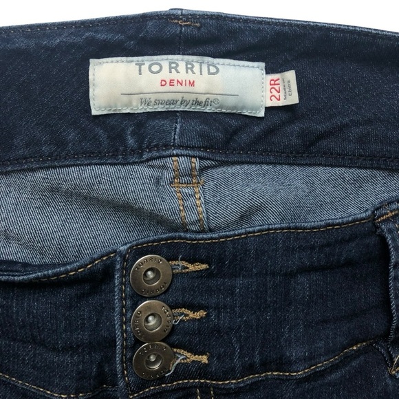 Torrid Zip Hem Super Skinny Jegging 22R Dark Wash - Picture 12 of 14